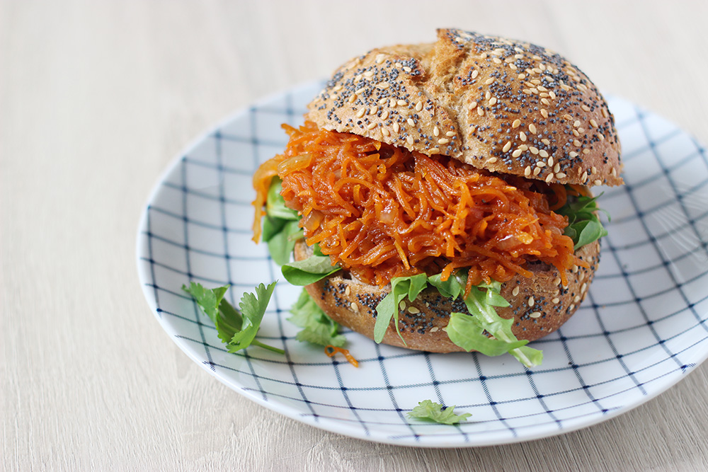 pulled-carrot-sandwich