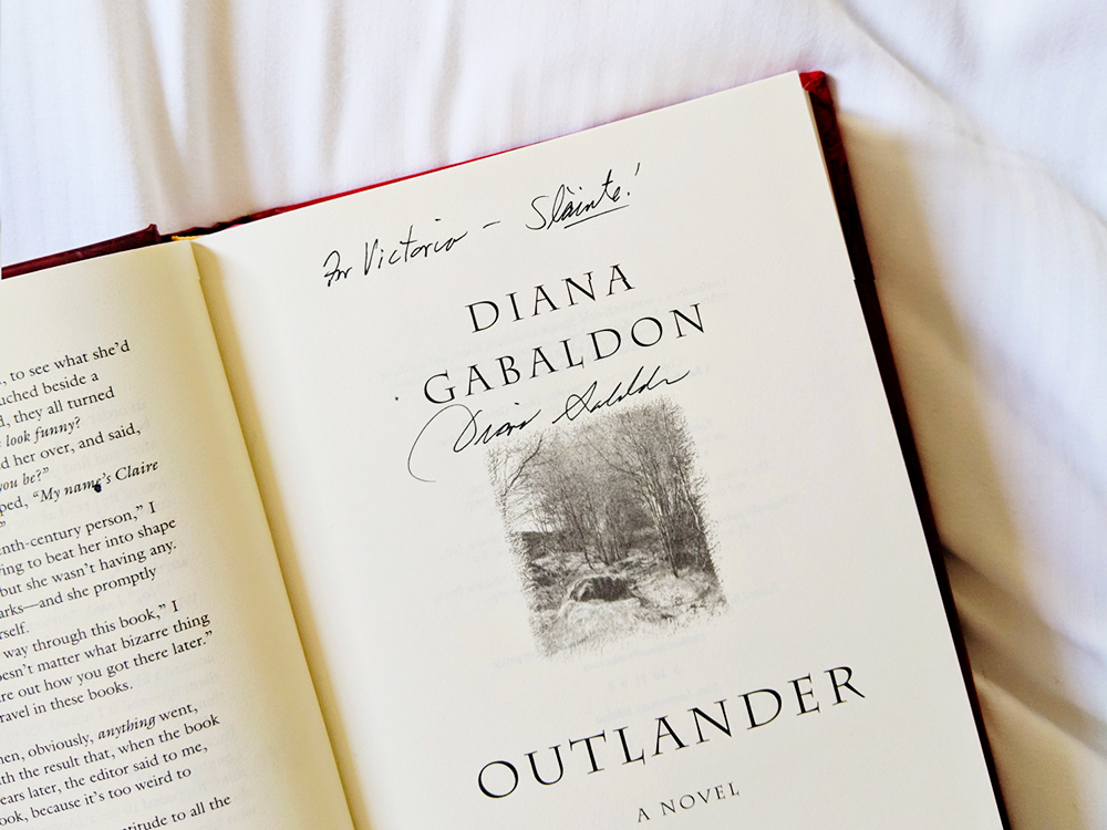 outlander-signature-dianagabaldon