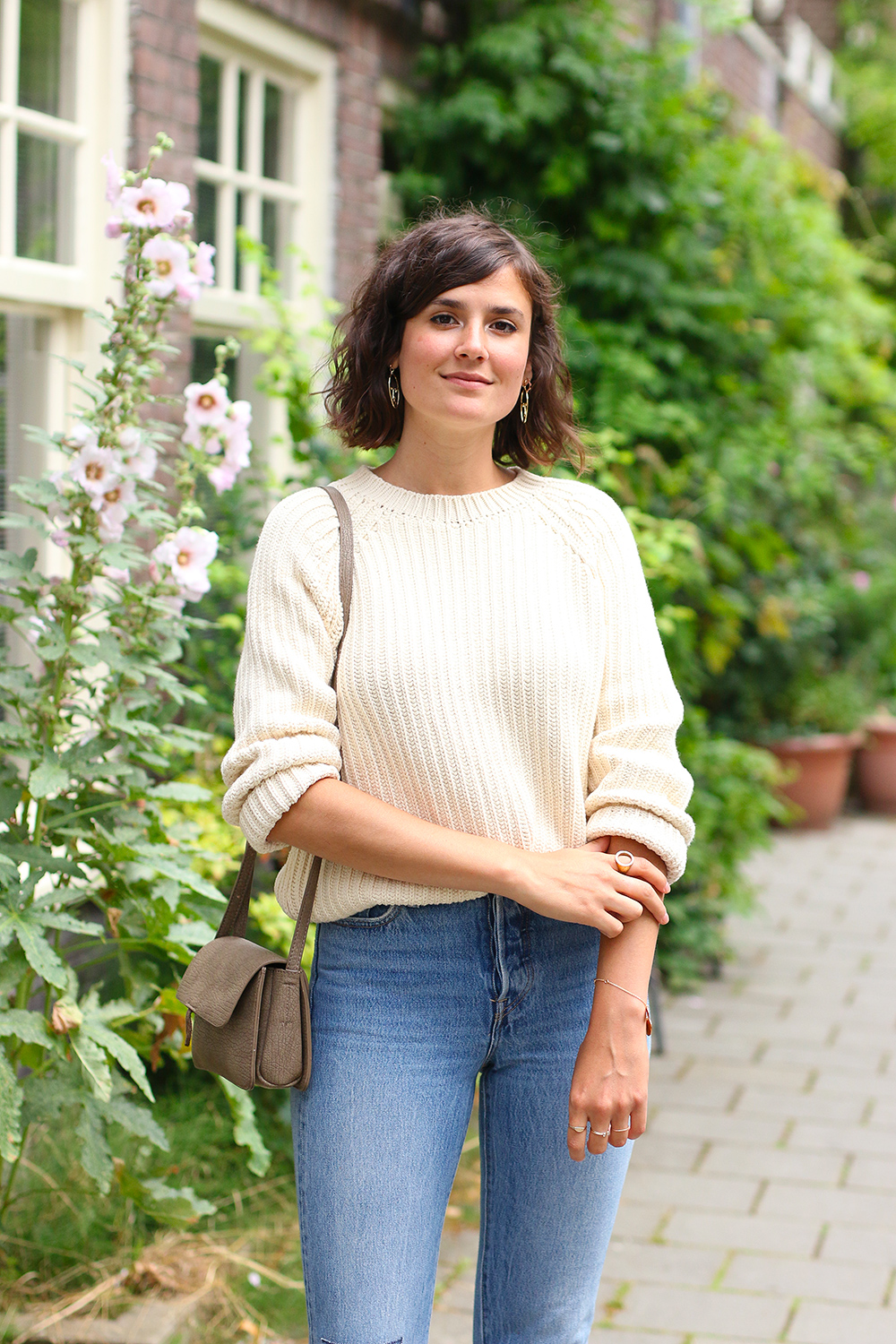 look-pull-coton-lenvers-mom-jeans10