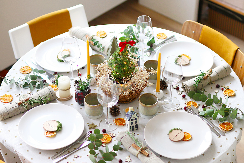 Ma déco de table simple et naturelle pour Noël - Mango and Salt