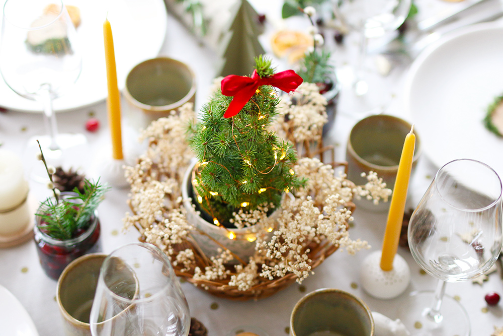 Ma déco de table simple et naturelle pour Noël - Mango and Salt